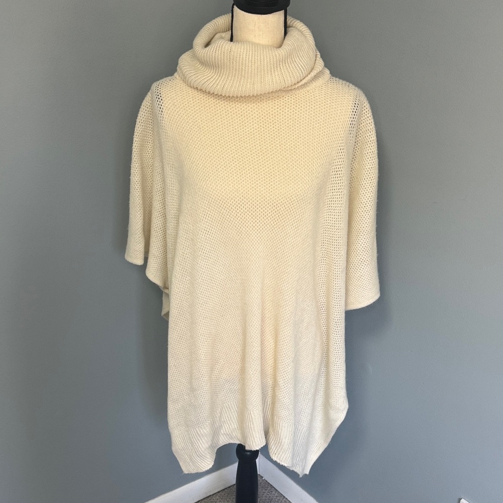 LC Lauren Conrad Cream Cowl Neck Sweater Poncho Sz OS